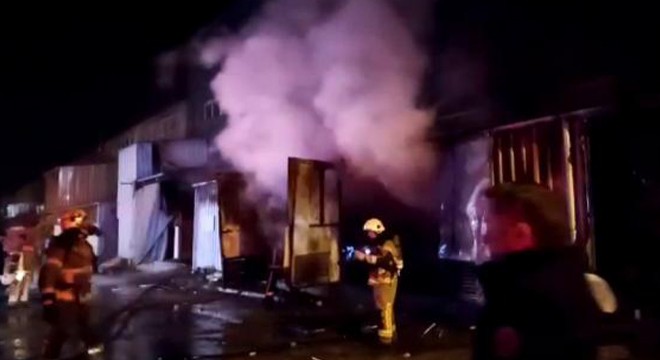 Fabrikada çıkan yangın 1 saatte söndürüldü