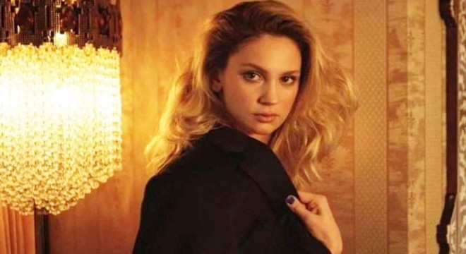Farah Zeynep Abdullah'a Venedik Film Festivali'nden ödül