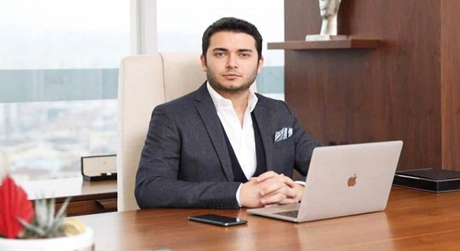 Faruk Fatih Özer'in, Türkiye'deki duruşmaları ertelendi