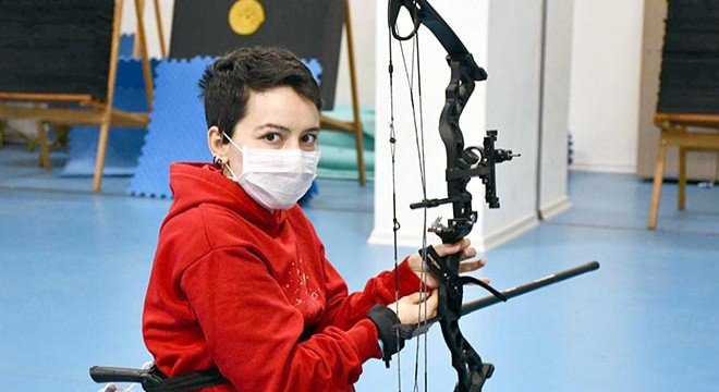 Felç oldu, lösemiye yakalandı, hayata sporla tutundu