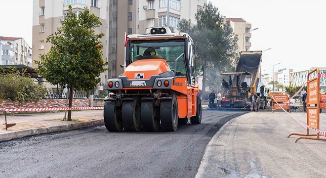 Fener Caddesi’nde sıcak asfalt çalışması