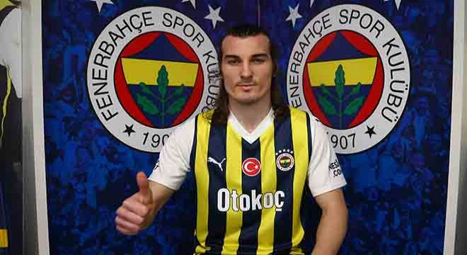 Fenerbahçe de Çağlar Söyüncü imzayı attı