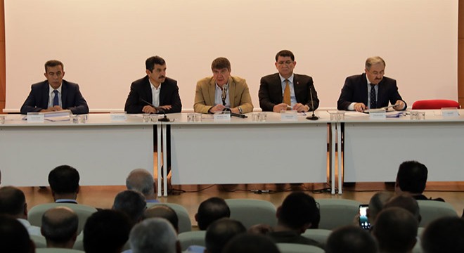 Festival çarşısı esnafı Doğu Garajı'na dönüyor