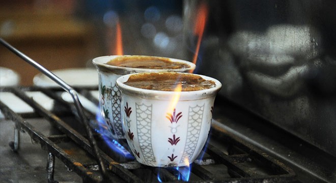 Fincanda pişiriyor, siparişlere yetişemiyor