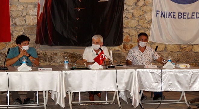 Finike Belediyesi'nde ekim meclis yapıldı