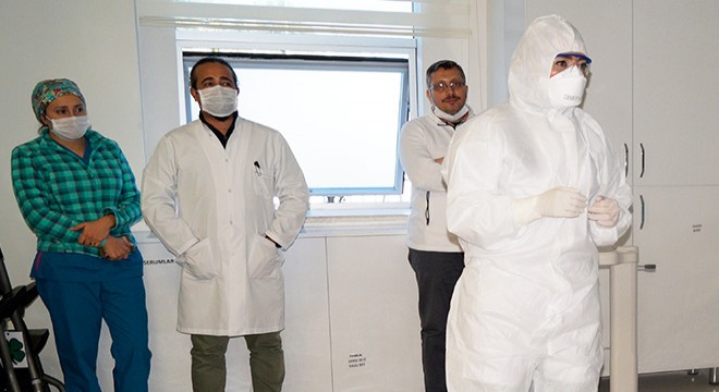 Finike Devlet Hastanesi'nde koronavirüs hazırlığı
