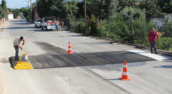 Finike'de 5 mahalleye hız kesici kasis