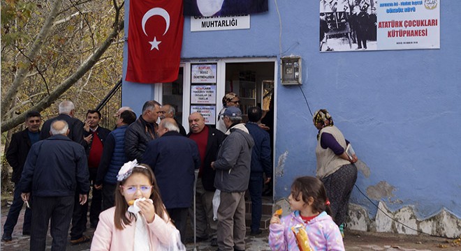 Finike'de Atatürk Çocukları Kütüphanesi açıldı