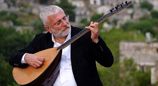 Finike'de Onur Akın konseri