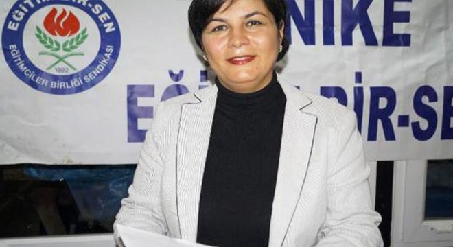 Finike'de kadınlar yemekte buluştu