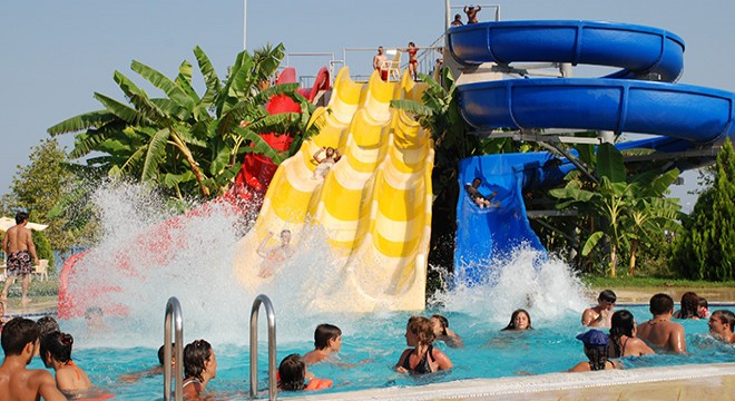Finike'de su parkı kapatıldı