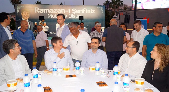 Finike kadınlar plajı bayramda açılıyor
