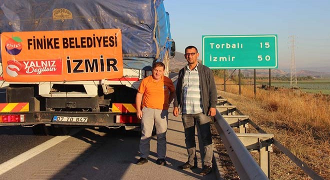 Finike den deprem bölgesine yardım