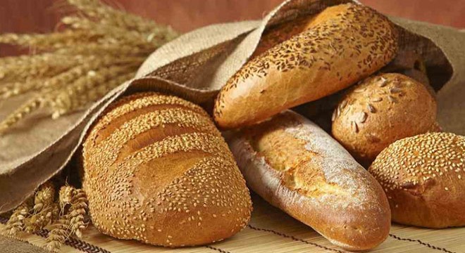 Fırıncıdan ihtiyaç sahiplerine 'askıda ekmek'