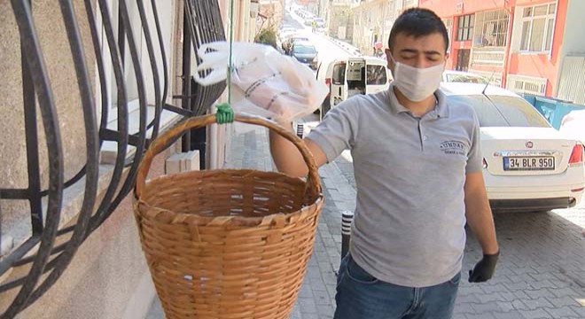 Fırıncılar sokak sokak gezip ekmek sattı