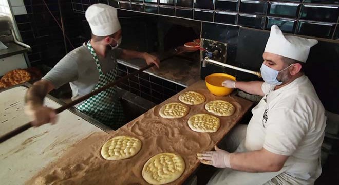 Fırıncıların ramazanda 300 derece sıcakla imtihanı