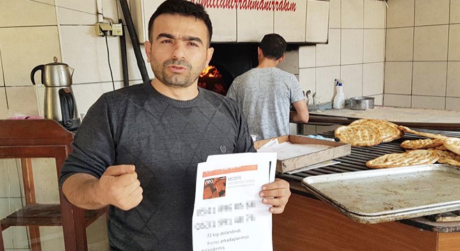 Fırıncıyı dolandırıp, telefonda 'Acıyorum size' dedi