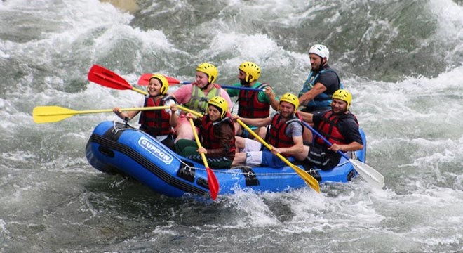 Fırtına Deresi nde rafting heyecanı