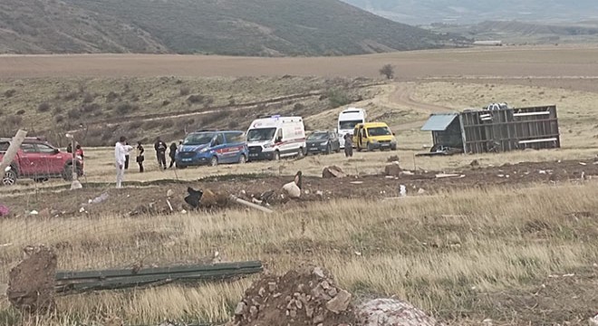 Fırtına nedeniyle konteyner devrildi: 1 ölü, 3 yaralı