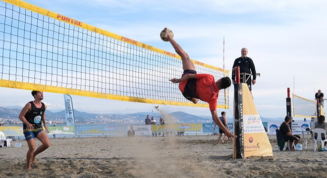 Footvolley de şampiyon belli oldu