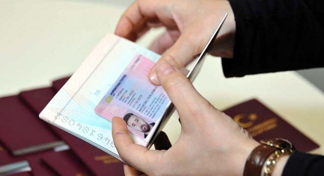 Fransa'ya gitmek isteyen 34 yolcu yakalandı