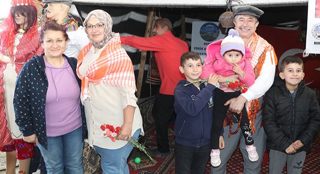 Fuarda Yörük çadırına yoğun ilgi