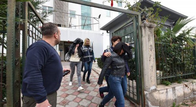 Fuhuşun şifresi 'Murat beyin selamı var'