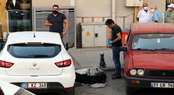 Fünye ile patlatılan valizden elektronik malzeme çıktı