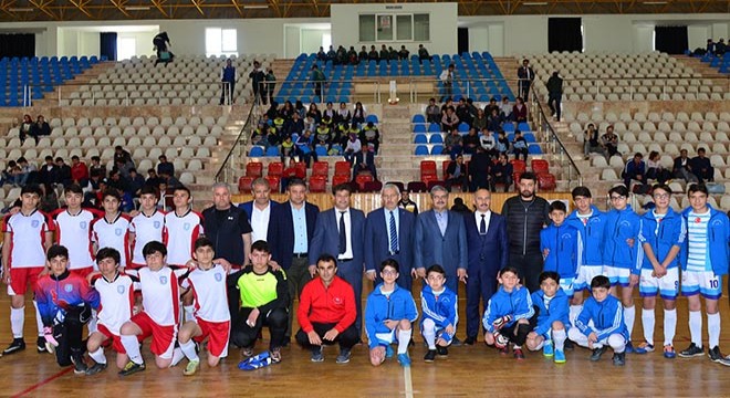 Futsal Şampiyonası grup maçları başladı