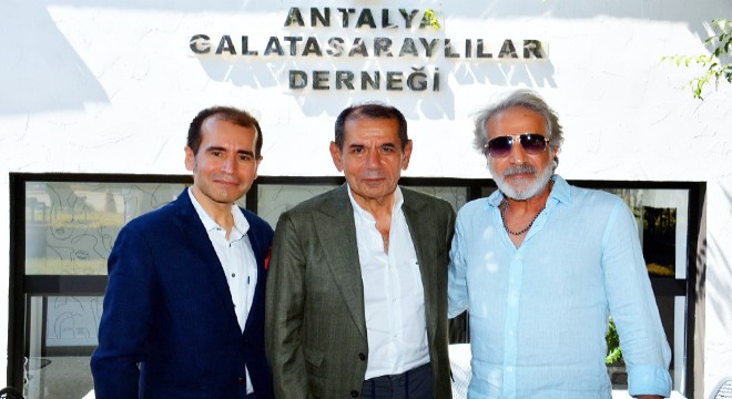 Galatasaray Antalya'da bayramlaştı