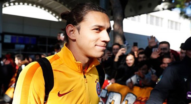 Galatasaray'a Antalya'da coşkulu karşılama