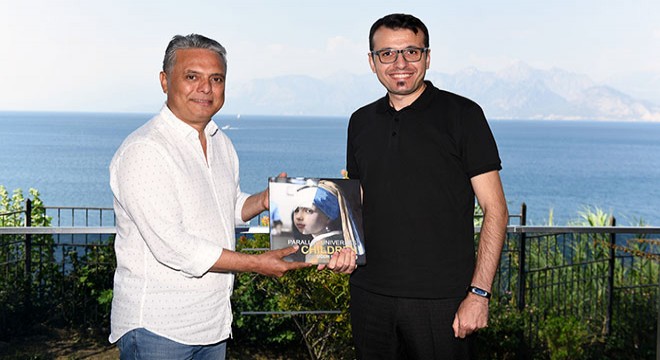 Gallenkuş un dijital kolaj fotoğraf sergisi Antalya da