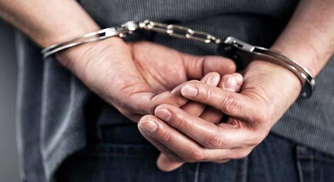 Garsona ateş açıp, müşteriyi öldüren zanlı tutuklandı