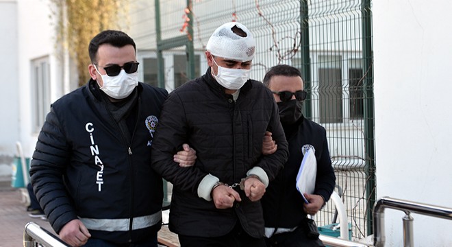Garsonu, yengesiyle ilişkisi olduğu iddiasıyla vurmuş