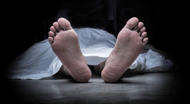 Zehirlendiği sanılan kadını akrabası öldürmüş