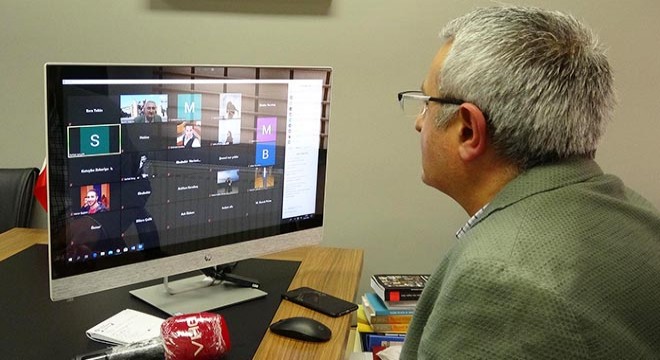 Gazeteci adaylarına online 'salgın' dersi