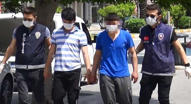 Gazetecilere 'beni iyi çek' diyen hırsızlık şüphelisi tutuklandı