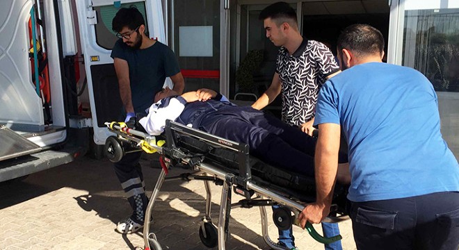 Gaziantep'te askeri araç devrildi: 2 yaralı