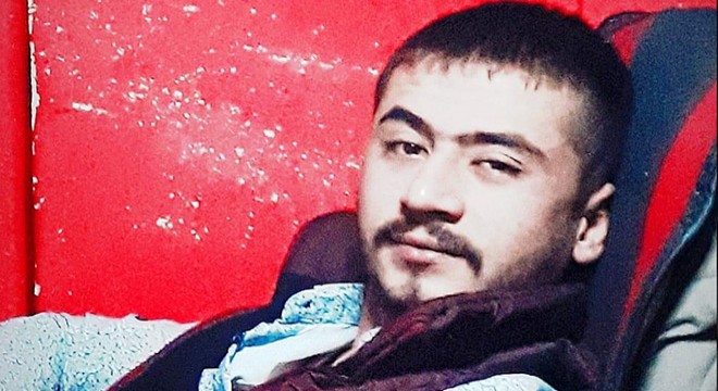 Oto boyacısı başından vurularak öldürüldü