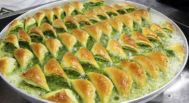 Gaziantepli baklavacıların bayram mesaisi