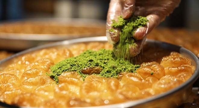 Gazianteplilerin ramazanda tatlı tercihi 'bülbül yuvası'