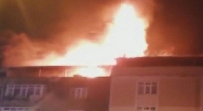 Gaziosmanpaşa'da ev yangını