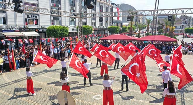 Gazipaşa da 19 Mayıs töreni