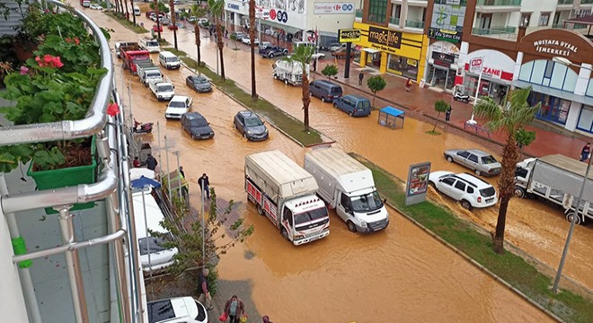 Gazipaşa ya 61.8 kilogram yağış düştü