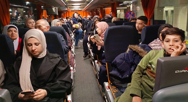 Gazze'den tahliye edilen 68 kişi İstanbul'a geldi