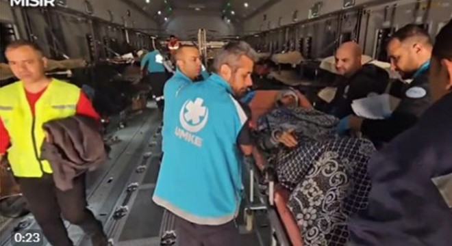 Gazzeli 68 hasta ve 61 refakatçi Ankara'ya getiriliyor