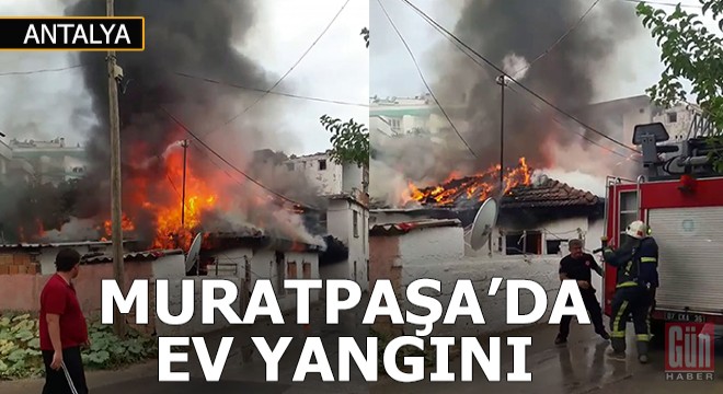Gecekondu, yangında küle döndü