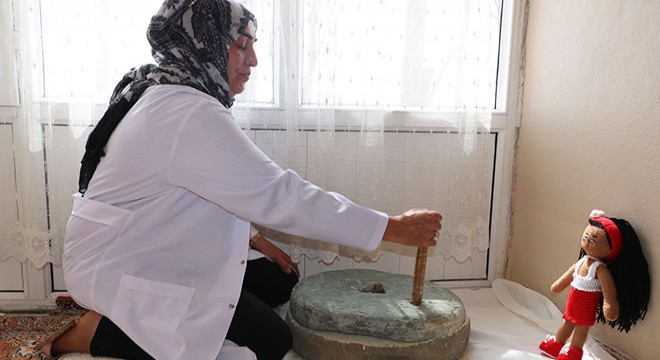Geleneksel el değirmeni ve öreke yeniden yaşatılıyor