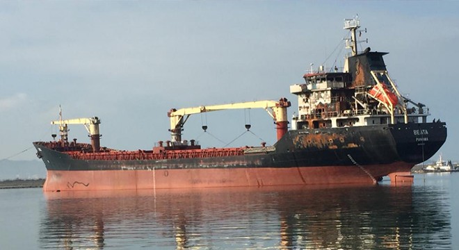 Gemi yangınında ağır yaralanan Mısırlı kurtarılamadı