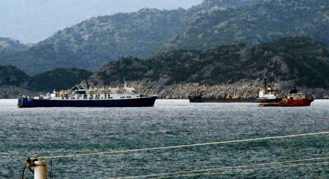 Gemiler Çayağzı Limanı'na sığındı